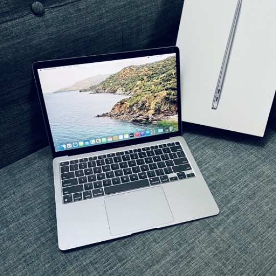 MacBook Air 13-Inch M1 (8GB/256GB) - Chính Hãng VN